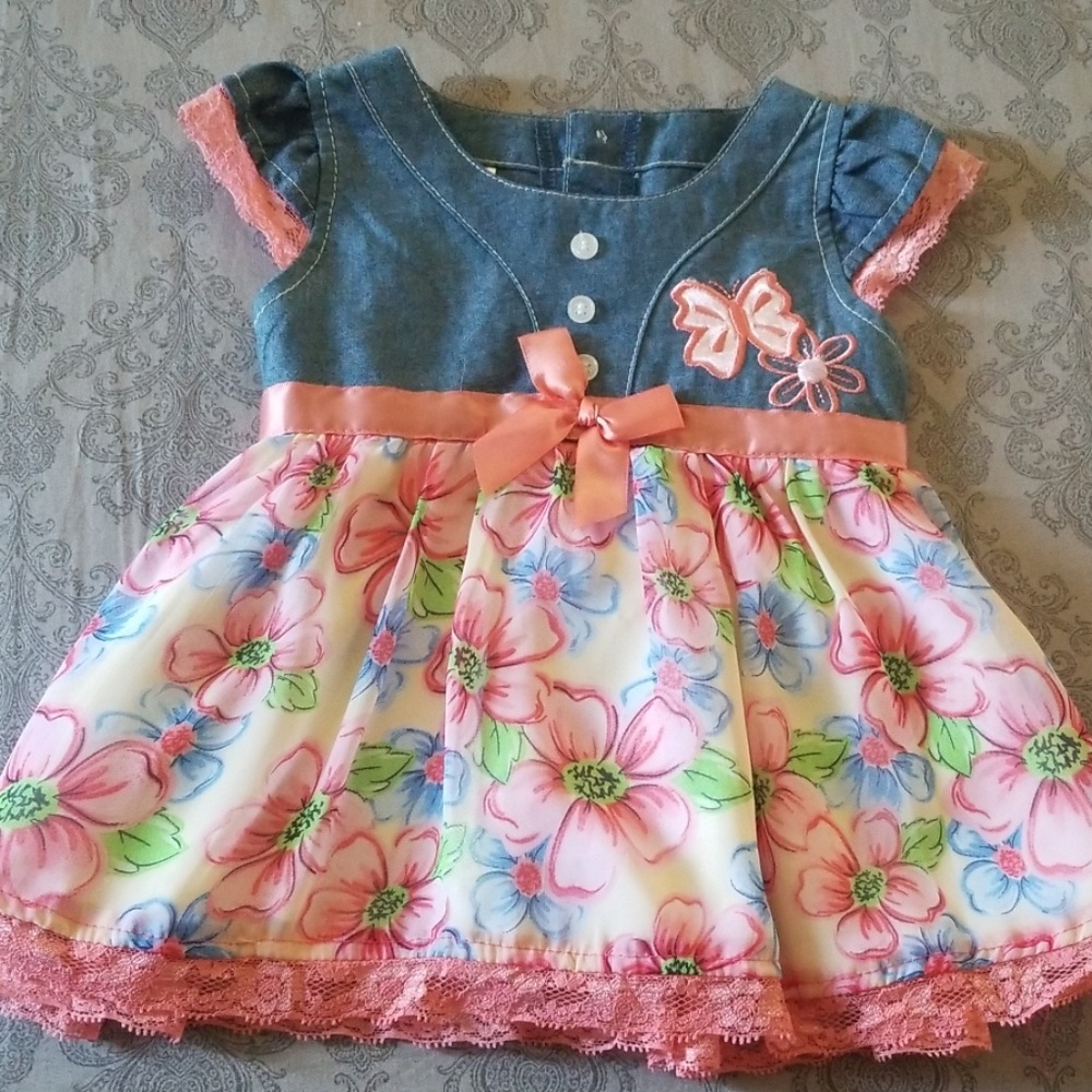 Swiggles floral denim top